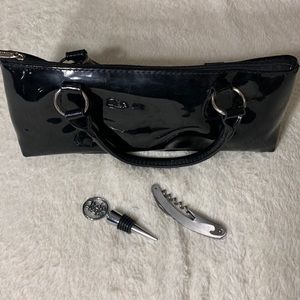 Insulated wine purse